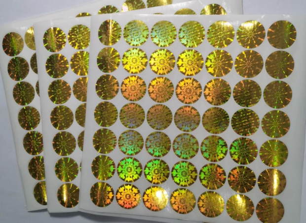 小小標(biāo)簽藏“密碼”，不干膠防偽讓假貨無處遁形